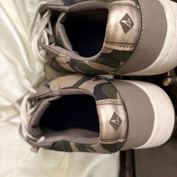 Sperry  Taupe Camo Lace Up Sneakers Women's Size 8.5 M Low Top - Picture 9 of 9